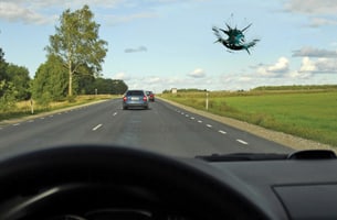 Xóa vết nứt kính lái ô tô